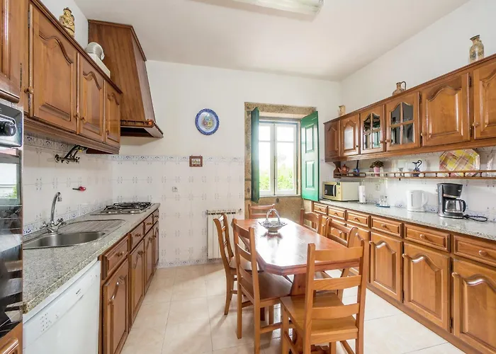 In Arcozelo With Private Pool